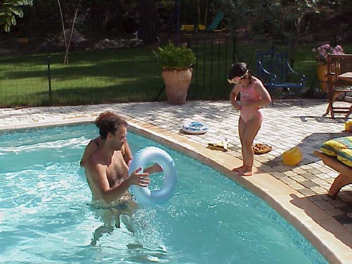 1999-08-010.JPG