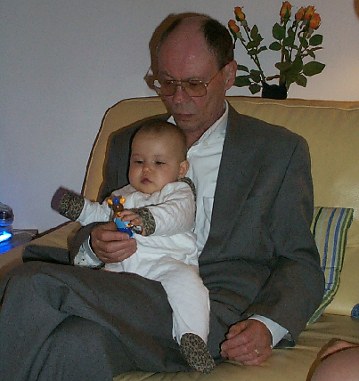 2000-03-007.jpg