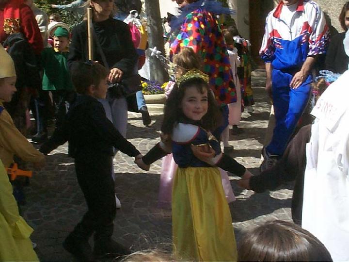 2000-04-014.JPG