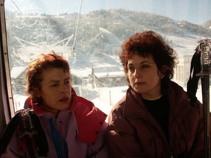 2002-03-008.jpg