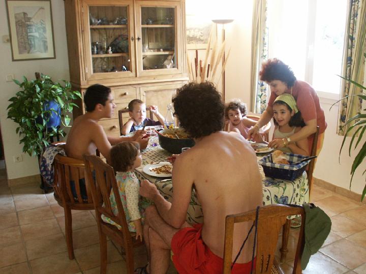2002-08-000.jpg