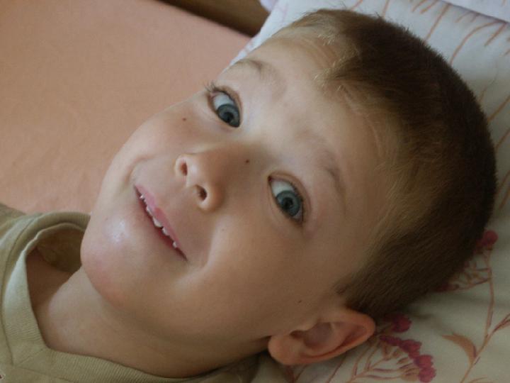2002-08-007.jpg