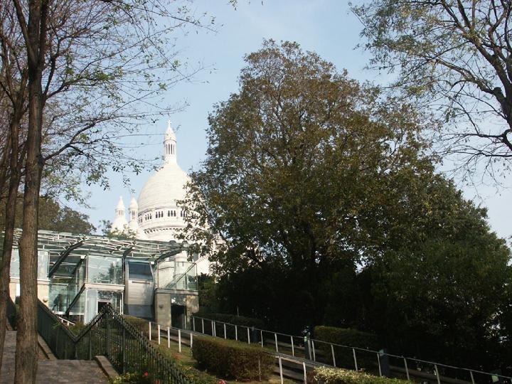 2002-10-046.jpg